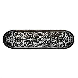 Skate Cara tribal polinésia preto e branco