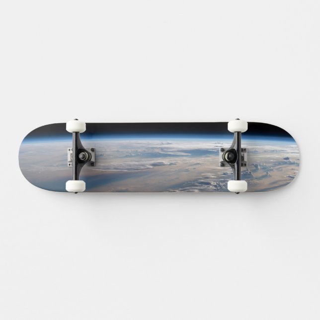 Skate Castas do Sol Longas Sombras Sobre O Mar Das Filip (Horz)