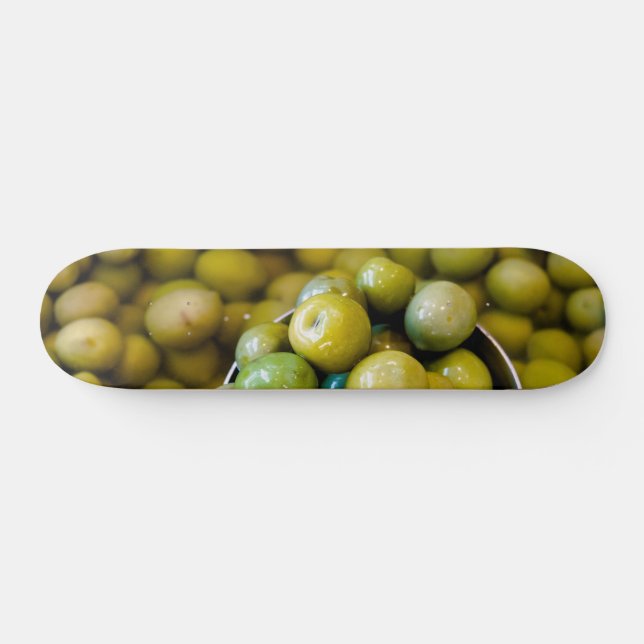 Skate Castelvetrano Sweet Green Olives (Horz)