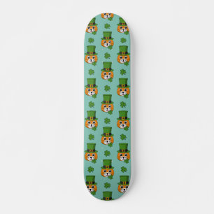 Skate Cat w Green Hat e Shamrock St Patricks