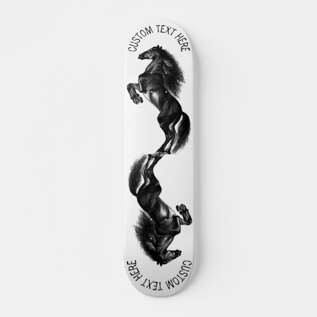 Skate Cavalo Negro Selvagem - Desenho Preto e Branco (Frente)