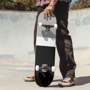 Skate Cinza Estilo de Cores Pretas Branco Design