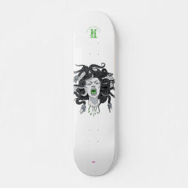 Skate cinza "Medusa"