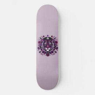 Skate Círculo Floral do Tigre Roxo