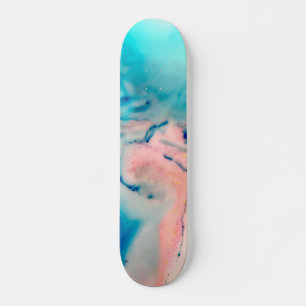 Skate cor-de-água rosa forte e azul