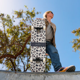 Skate Cor-de-rosa com impressão leopardo