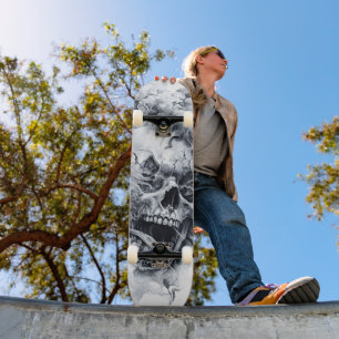 Skate Crânio Fantasma da meia-noite