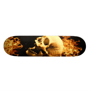 Skate crânio flamejante