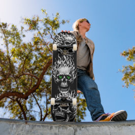 Skate Cránios Flamejantes Personalizados