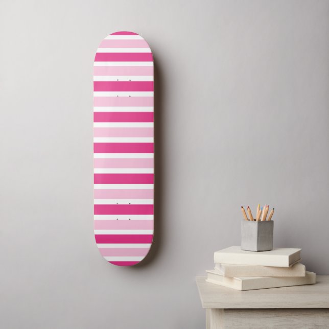 Skate Cute Chic Listras Rosa e Branco (Arte de parede)
