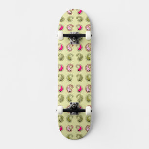 Skate Daisy Floral Pattern