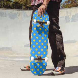 Skate Desenho de padrão de bolinhas amarelas sobre azul
