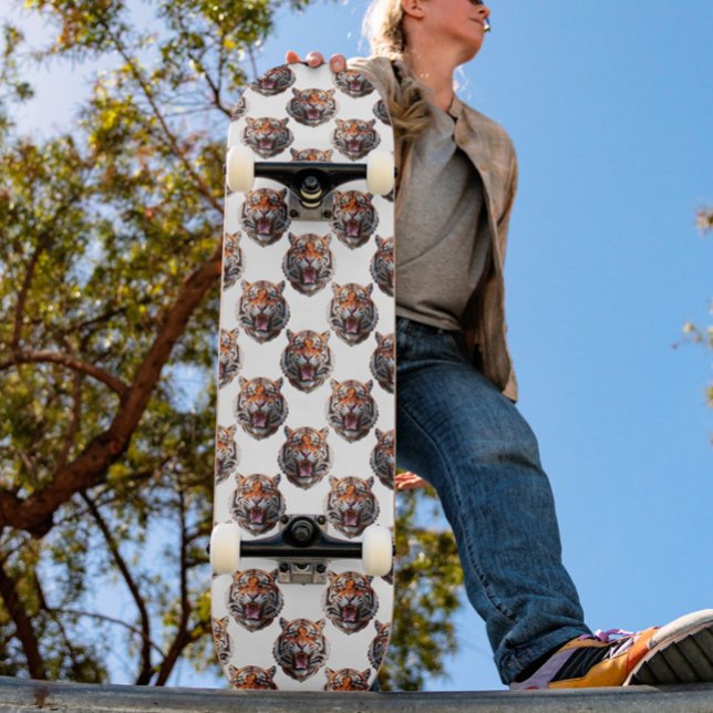 Skate Desenho de padrão de cabeça de tigre - Branco (Criador carregado)