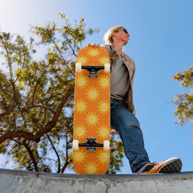 Skate Desenho de padrão de sol radiante em laranja (Ao ar livre 1)