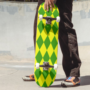 Skate Desenho Xadrez Arlequim Amarelo Verde