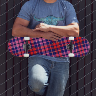 Skate Desenho Xadrez Escocês em Azul Marinho Vermelho e 