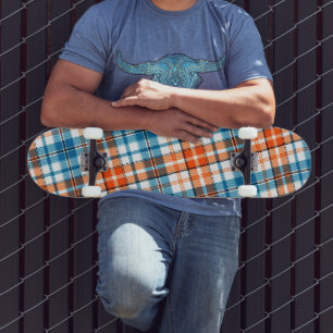 Skate Desenho Xadrez Escocês Laranja Azul Branco