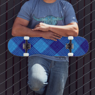 Skate Desenho Xadrez Ousado em Azul Cruzado