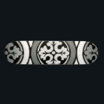Skate Design de Azulejo de de Rosette para Renascimento<br><div class="desc">Shakespeare adoraria colocar este design decorativo de azulejo de rosetas renascentista em sua casa. Para o comprar um ou comprar dois,  é essa a questão! Para todos os fãs de folhas e designs de folha!</div>