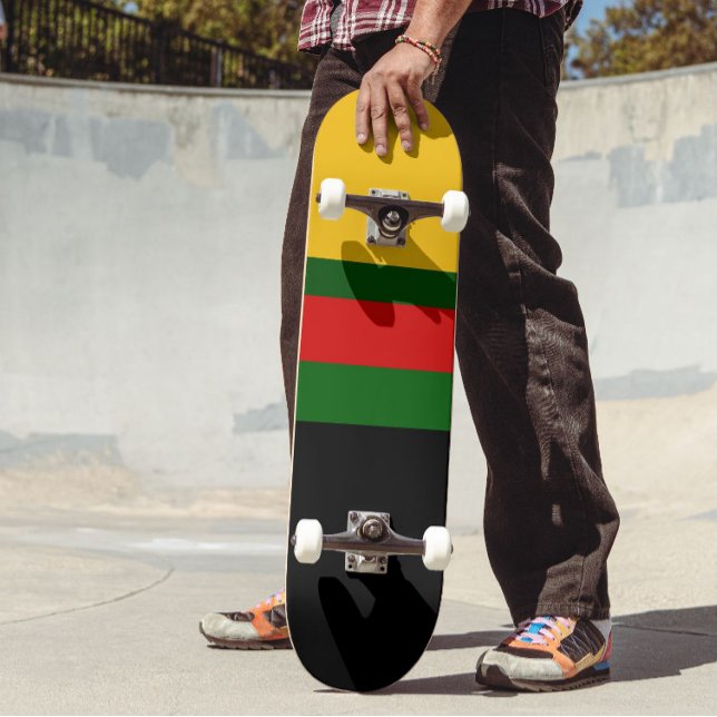 Skate Design de Bloco de Cor Vermelho Verde Amarelo (Criador carregado)