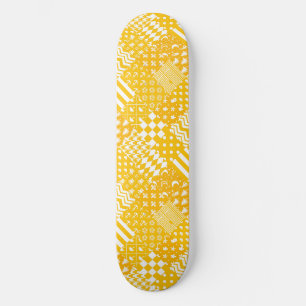 Skate Design de Correção de Padrões Mistos Branco Amarel