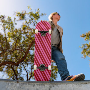 Skate Design de Listras Rosa Vermelho Escarlate