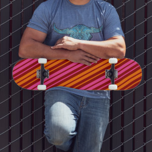Skate Design de Listras Verticais Laranja Rosa