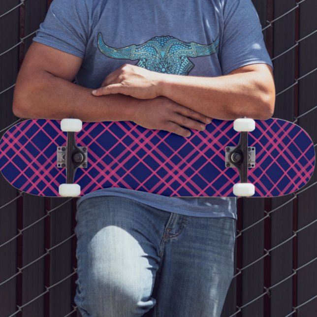 Skate Design de Listras Xadrez Rosa Sobre Azul (Criador carregado)
