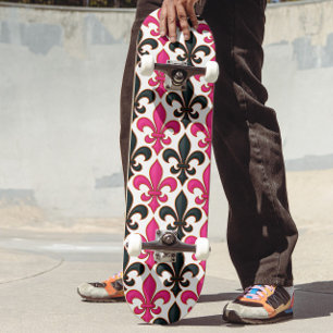 Skate Design de padrão Barroco Preto Rosa com Flor-de-li