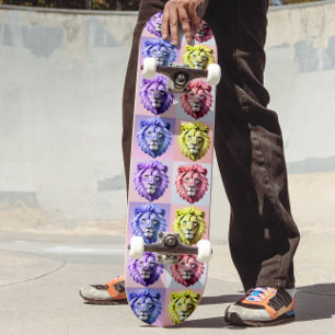 Skate Design de padrão xadrez com cabeça de leão em core