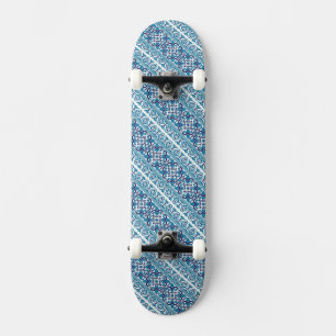 Skate Design de padrões decorativo ucranês, de cor azul