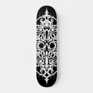 Skate Design de Tatuagem Tribal Abstrato a Preto e Branc