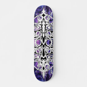Skate Design Tribal do Império Negro e Branco