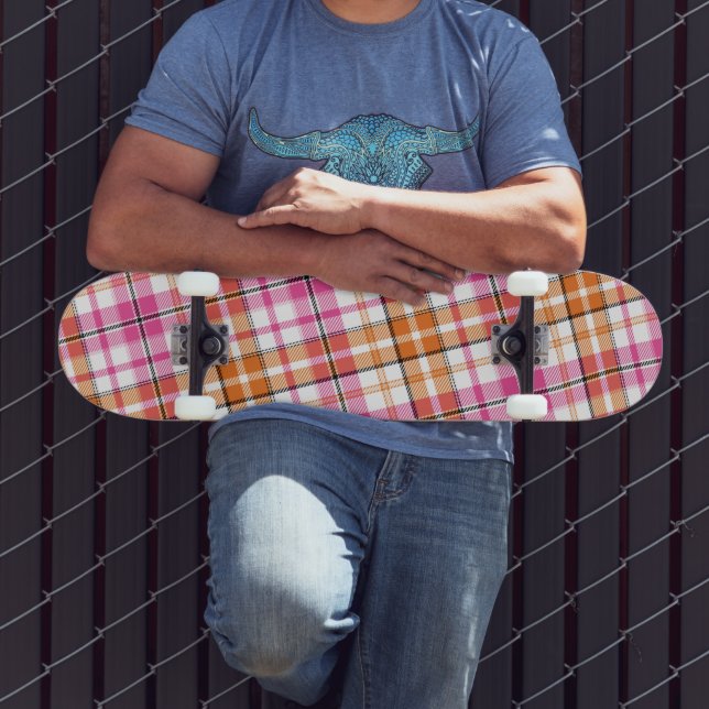 Skate Design Xadrez Escocês Laranja Rosa Branco  (Ao ar livre 3)