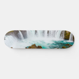 Skate Deusa-cascata, Islândia