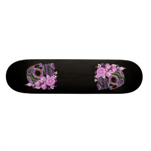 Skate Dia preto floral cor-de-rosa do crânio do açúcar