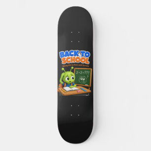 Skate Divertida Luta de Matemática de Alien no Design de