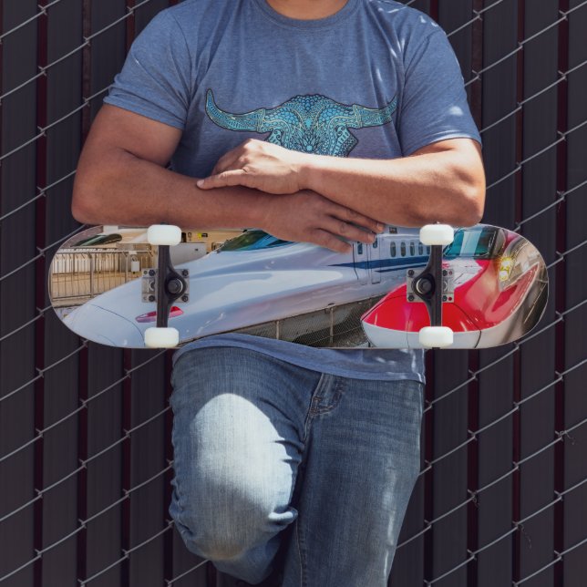 Skate Dois Shinkansen na Estação de Tóquio (Ao ar livre 3)