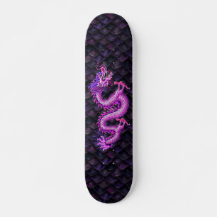 Skate Dragão Rosa Menino nas Escalas de Dragões