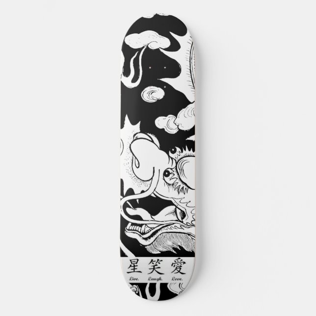SKATE ESQUADRO PRETO E DRAGÃO BRANCO (Frente)