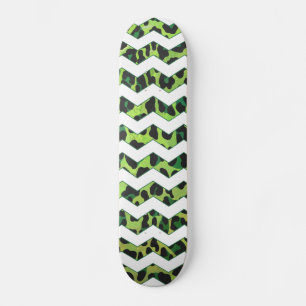 Skate Estampa Preto e Verde de Leopard Chevron