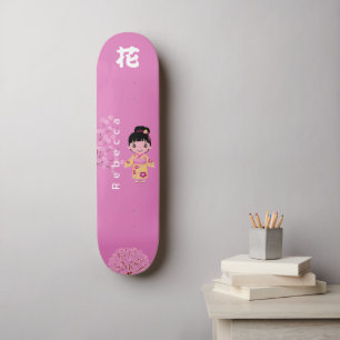 Skate Estilo Japonês com Monograma "Flor"