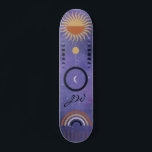 Skate Estrela Dourada Roxa Urbana Moderna<br><div class="desc">design de menina roxa urbana para aqueles que adoram entrar no conselho e bater no chão,  calçada ou meio cano. Tema celeste com luas,  sol arco-íris e estrelas. O Monogrammed inicial adiciona um toque pessoal a este conselho.</div>