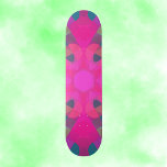 Skate Flor Retro Mandala Cor-de-rosa e azul<br><div class="desc">Esta design de mandala retrógrada apresenta cor-de-rosa e azul em um padrão floral. Visuais vibrantes e engraçados para qualquer um que goste de cores brilhantes!</div>