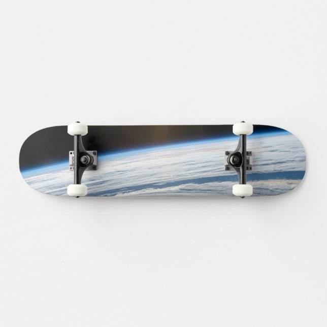 Skate Formações Nuvens No Oceano Índico Sul. (Horz)