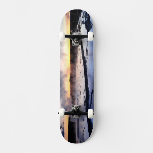 Skate Fumo do geyser no por do sol (Frente)