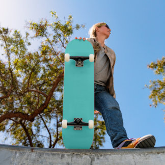 Skate Fundo Sólido de Turquesa Médio