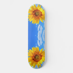 Skate Girassol Amarelo e Abelhas no Céu Azul - Verão 