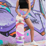 Skate Giro Colorido Líquido<br><div class="desc">Ande com um burst de cor e entusiasmo neste Quadro Colorido de Rocha Líquida Divertida. Este skate lúdico apresenta um design de espiral líquido dinâmico e vibrante em várias cores, adicionando um toque energético e atraente aos olhos às suas aventuras de patinagem. O divertido skate de espiral líquida colorida oferece...</div>