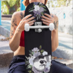 Skate Gótico de pele Flor Branco Preto<br><div class="desc">Este design pode ser personalizado escolhendo a opção personalizar para adicionar texto ou fazer outras alterações. Se este produto tiver a opção de transferir o design para outro item, ajuste o design para o ajustado, se necessário. Entre em contato comigo em colorflowcreations@gmail.com se desejar usar este design em outro produto...</div>